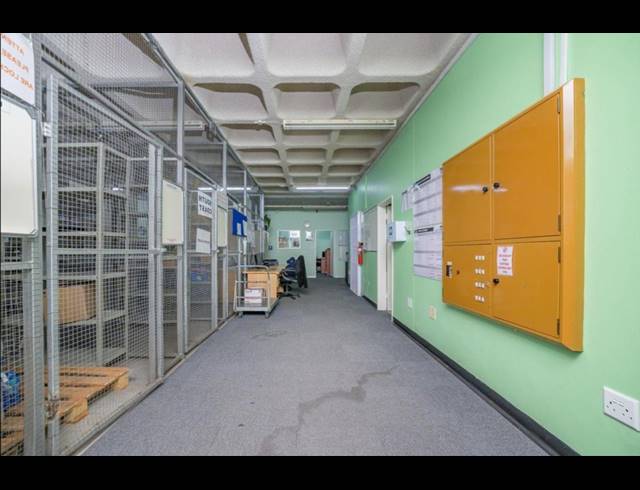 648M² WAREHOUSE FOR SALE IN GLENWOOD